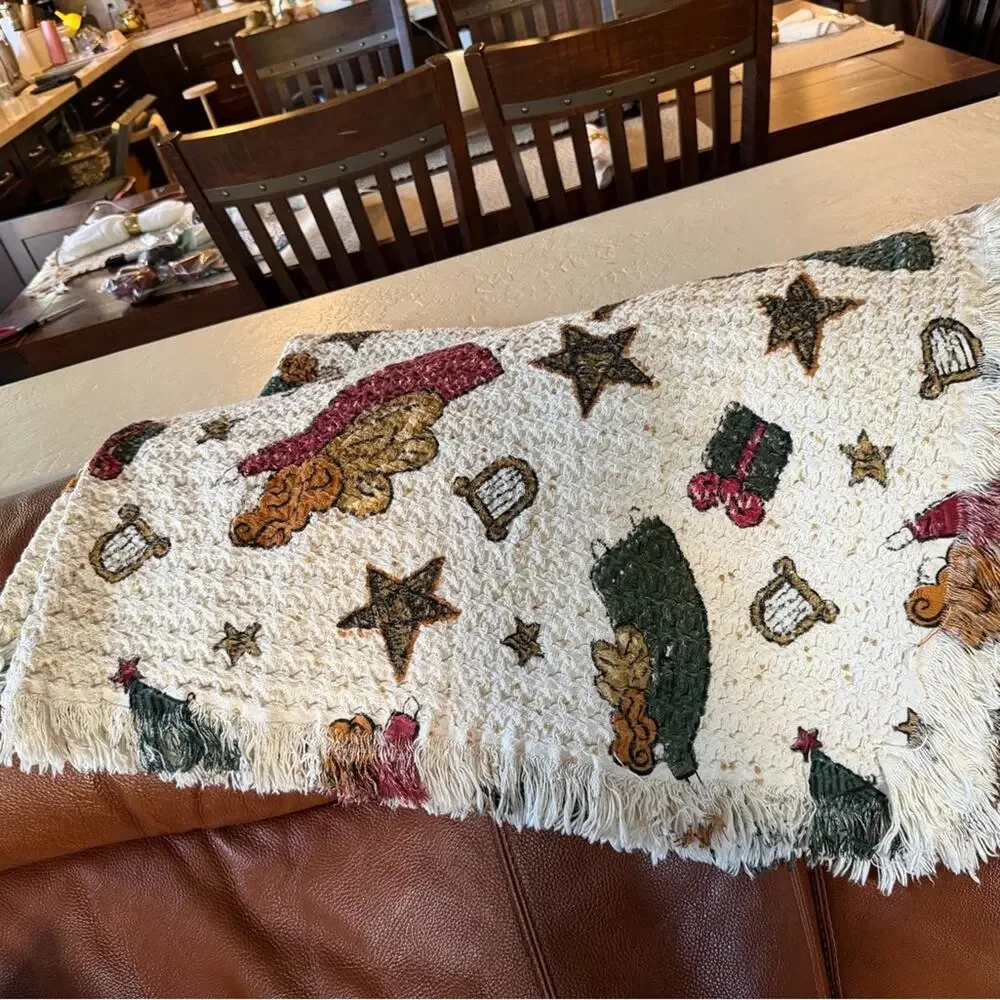 Vintage Crown Crafts Christmas cotton throw blanket
